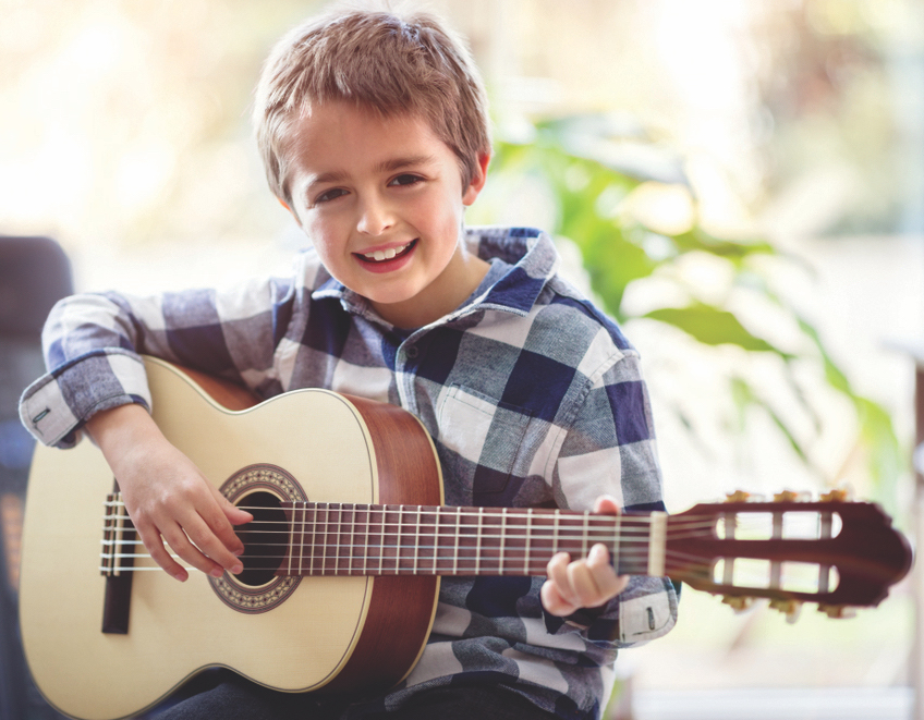 Take guitar classes Santa Rosa at Cabalo Guitar Studio